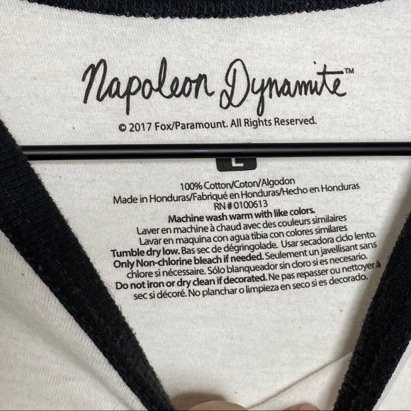 [Napoleon Dynamite] Vote for Pedro White T-Shirt - Picture 4 of 5